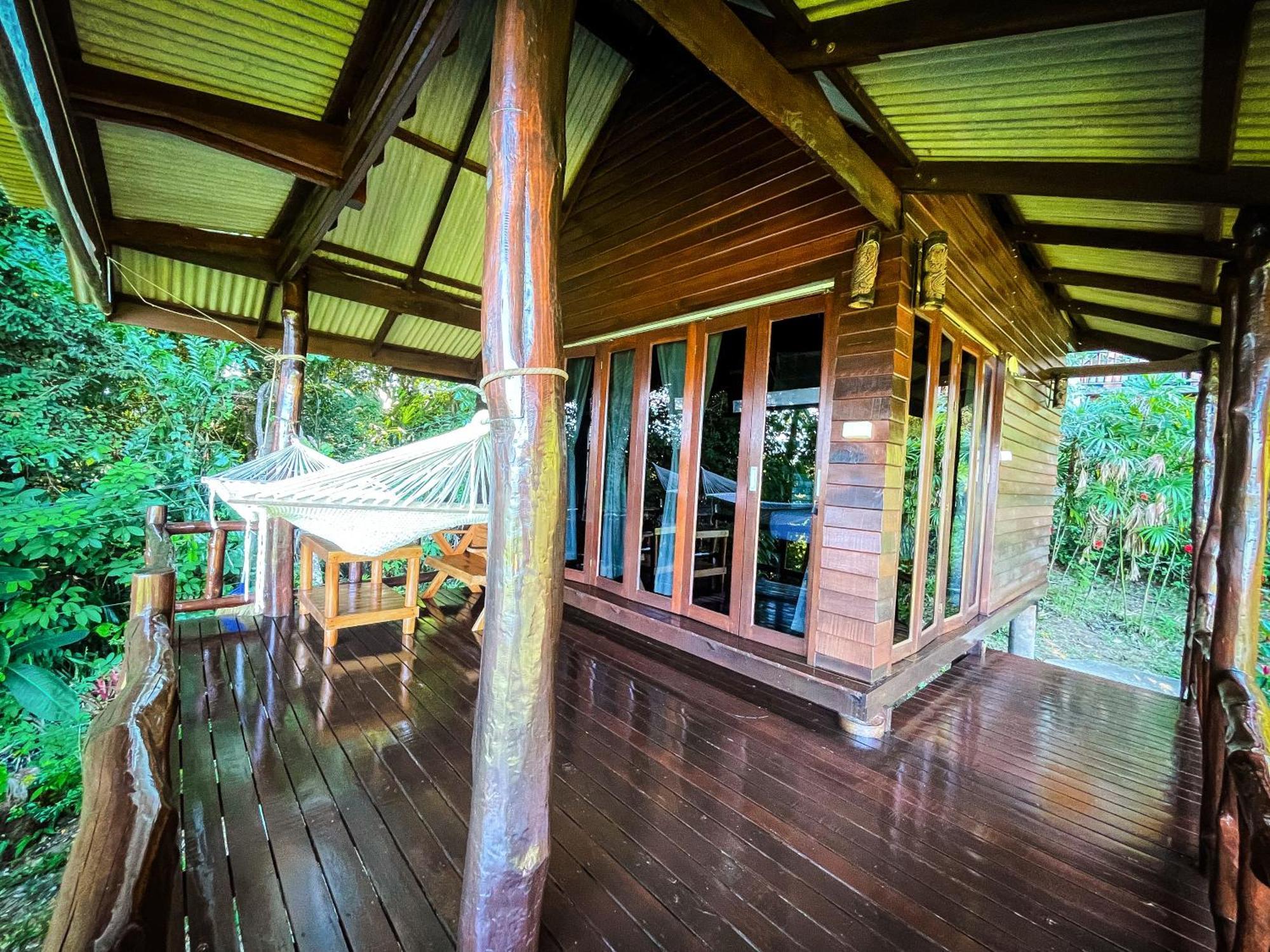 Hillhouse - Koh Yao Noi Bed & Breakfast Exterior photo
